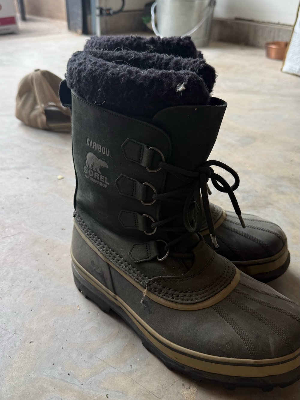 Sorel Men’s Caribou Lace-Up Winter Boots in Black